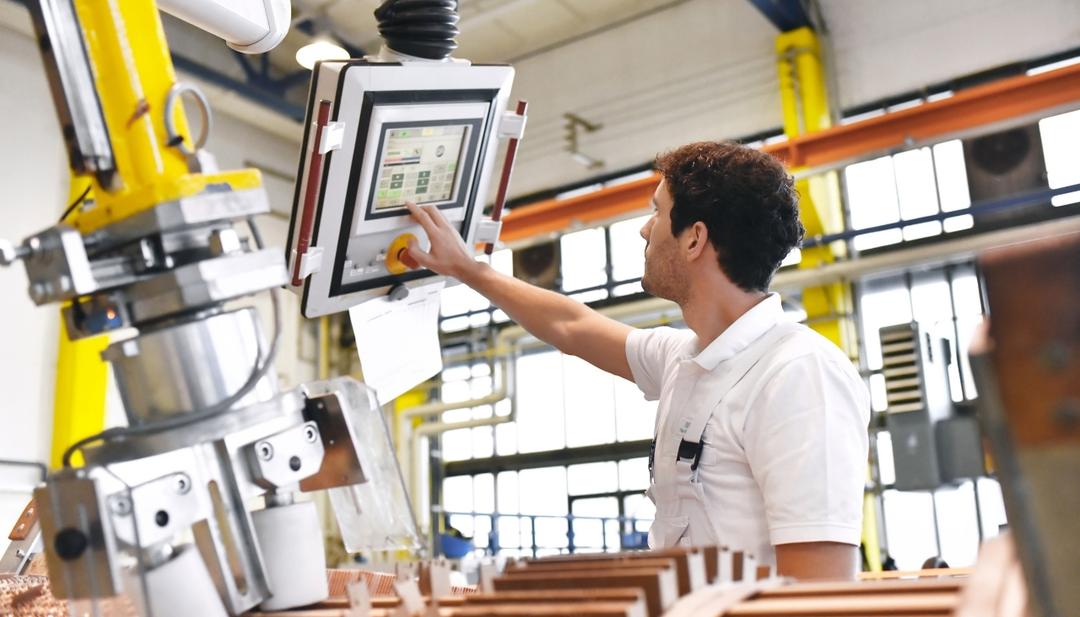 Manufacturing Header